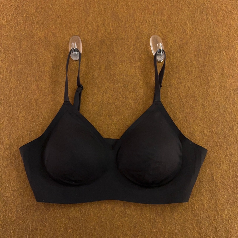 EBY Womens Small Black Seamless Wire-Free Relief Bralette New